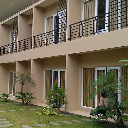 Bali De Anyer Hotel & Restaurant Екстериор снимка